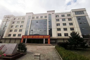 華亭市畜牧獸醫(yī)中心實(shí)驗(yàn)室改造提升工程項(xiàng)目現(xiàn)已完工，交付使用！