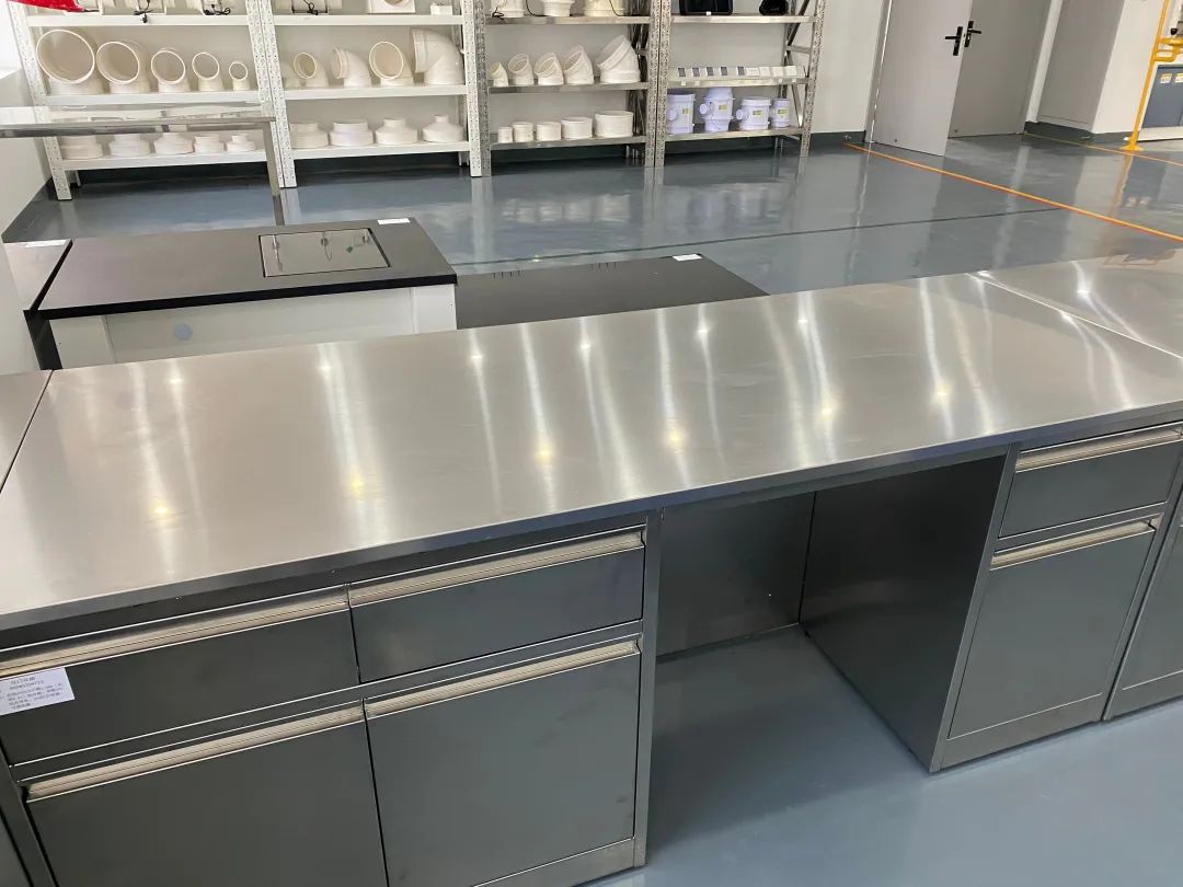 不銹鋼實驗臺